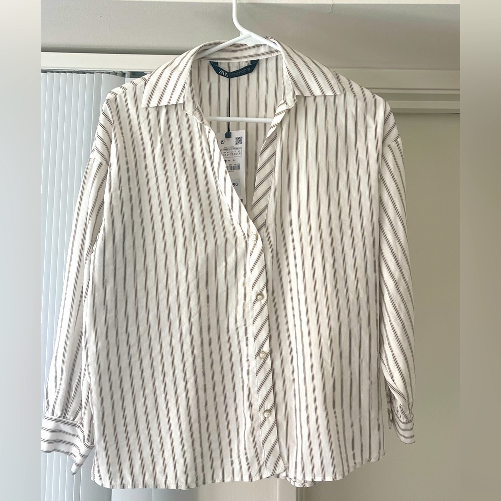 Zara top button down v neck XS extra small